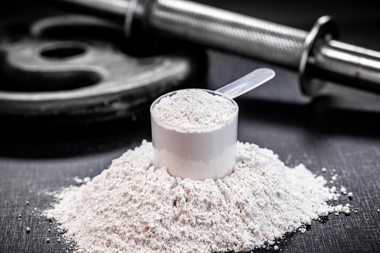 کراتین چیست؛ مکمل کراتین مونوهیدرات برای افزایش قدرت و حجم عضلات